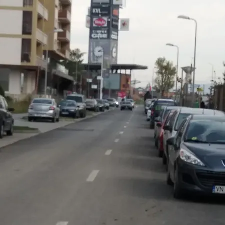 Апартаменти Apartament Robert *